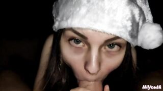 CLOSE UP EYES CONTACT DEEP SENSUAL Xmas BLOWJOB