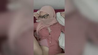 Indonesia Hijab Scandal Hotel | Asian - S11