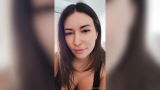 Alinity Nude POV Boob Flash Onlyfans Video Leaked