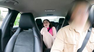 Pretty girl Nikky with a pink pussy wanted to fuck right in Uber. Cum in pussy