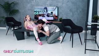 Stepsister gamer girl gets creampie from nerd stepbrother