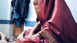 'Sasur ji ne meri chut ki pyas mitayi' - Indian Desi Family Taboo Sex