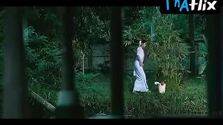 Kamalinee Mukherjee Butt Scene in Kutty Srank