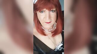 crossdresser maid