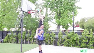 Sia Wood- Petite Dunk | Blowjob - T05