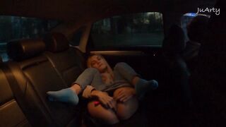 Playing with my pussy and Lush in the back seat of the car – Juarty