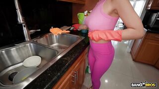 Lina Loves Cleaning Dick – Lina Love