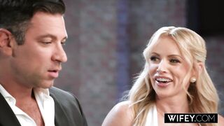 WIFEY Bride Danielle Renae Gets Stretched Out In 5-BBC Gangbang While Hubby Watches