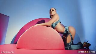 BrazzersExxtra – Oiled Up And DP’d – Cassie Del Isla, Mick Blue, Alex Mack (1)